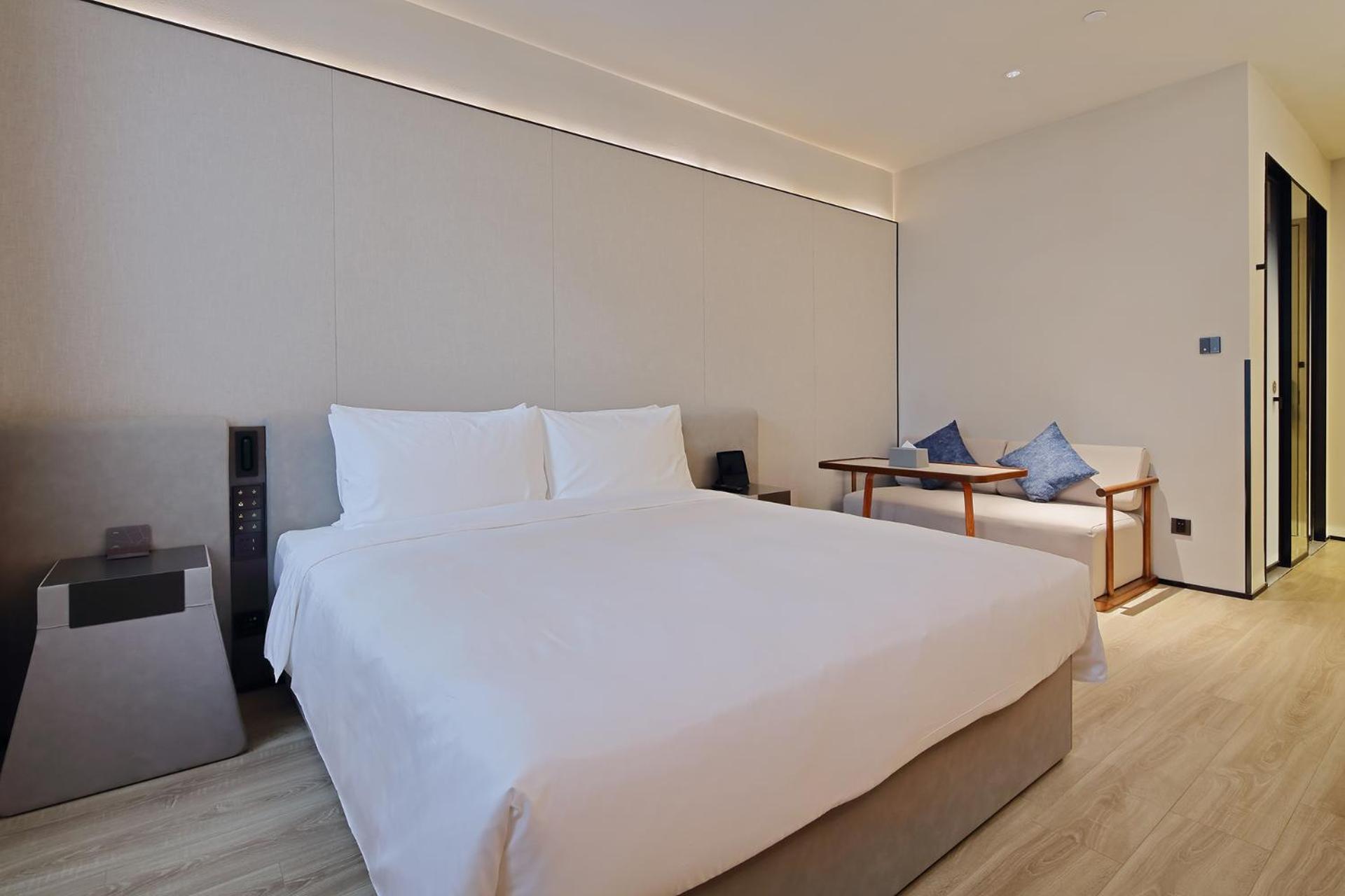 Hotel Wujiaochang Dabaishu Orange Crystal